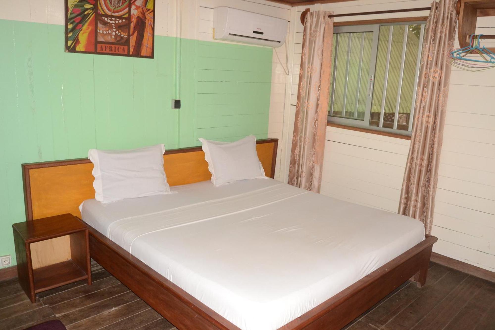 Hotel Restaurant Gites Kribi Kültér fotó